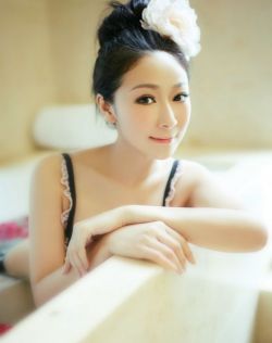 国产亚洲欧美在线专区
