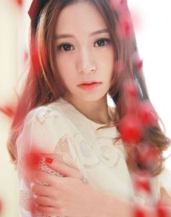 欧美成人AA久久狼窝五月丁香