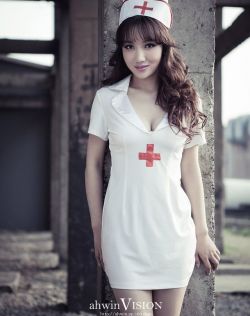 欧美真人裸交有声动态